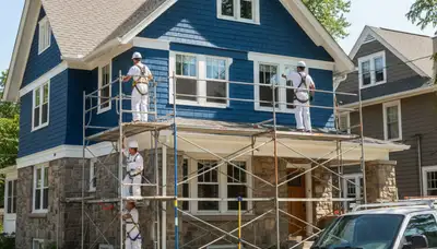 Professional painters in Green Bay, WI providing residential and commercial painting services